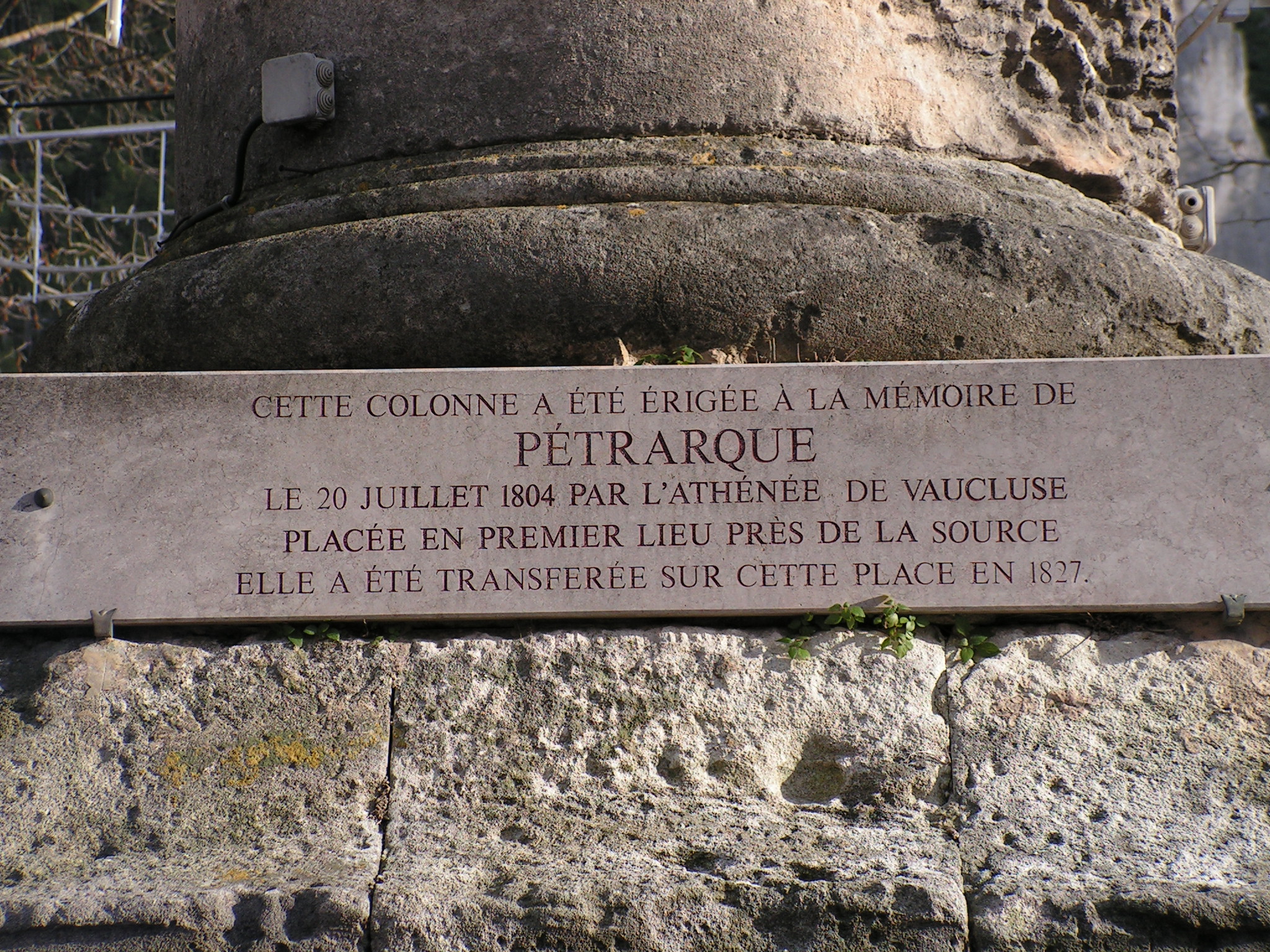 vaucluse fontaines de vaucluse